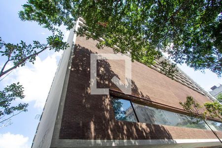 Studio à venda com 29m², 1 quarto e 1 vaga Studio à venda com 29m², 1 quarto e 1 vagaFachada