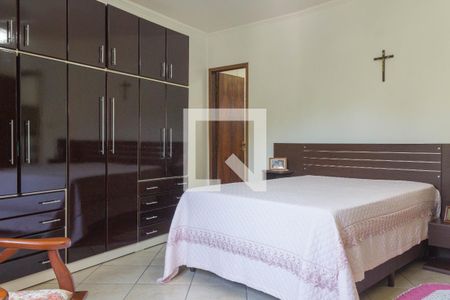Suíte 1 de casa para alugar com 4 quartos, 202m² em Canhema, Diadema