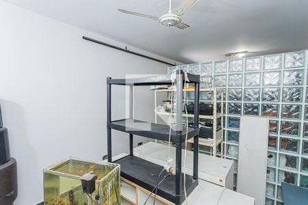 Casa de condomínio à venda com 166m², 3 quartos e 5 vagasEscritório