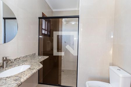 Casa de condomínio à venda com 166m², 3 quartos e 5 vagasBanheiro suite