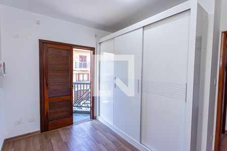 Casa de condomínio à venda com 166m², 3 quartos e 5 vagasQuarto 1