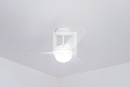 Casa de condomínio à venda com 166m², 3 quartos e 5 vagasSuite