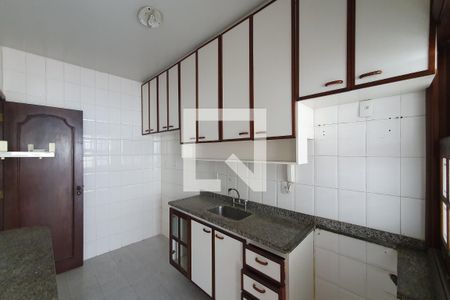 Cozinha de apartamento para alugar com 3 quartos, 129m² em Grajau, Rio de Janeiro
