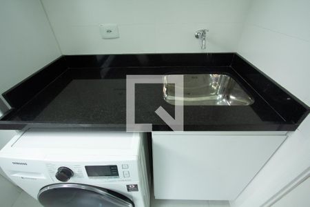 Apartamento para alugar com 65m², 2 quartos e 1 vagaÁrea de Serviço