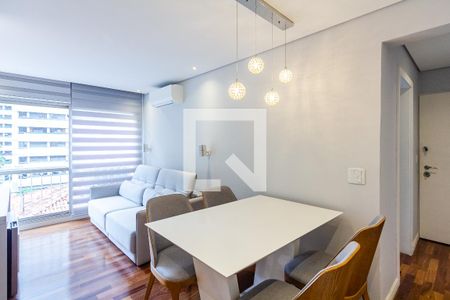 Sala de apartamento para alugar com 2 quartos, 65m² em Vila Uberabinha, São Paulo