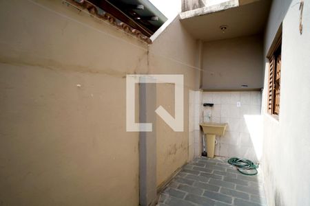 Casa para alugar com 70m², 2 quartos e 2 vagasÁrea de Serviço