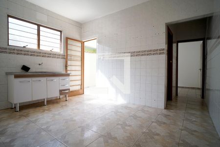 Casa para alugar com 70m², 2 quartos e 2 vagasCozinha