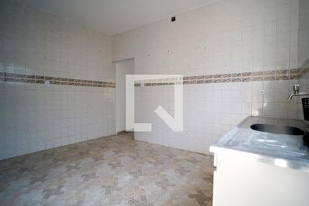 Casa para alugar com 70m², 2 quartos e 2 vagasCozinha