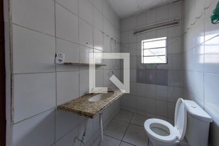 Casa para alugar com 60m², 2 quartos e sem vaga Casa para alugar com 60m², 2 quartos e sem vagaBanheiro
