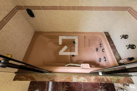 Casa para alugar com 240m², 3 quartos e 1 vagaBanheiro Quarto 3 - Suíte