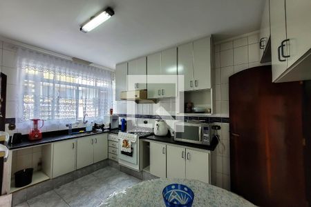 Casa para alugar com 240m², 3 quartos e 1 vagaCozinha