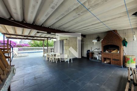 Casa para alugar com 240m², 3 quartos e 1 vagaTerraço