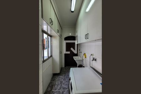 Casa para alugar com 240m², 3 quartos e 1 vagaÁrea de Serviço