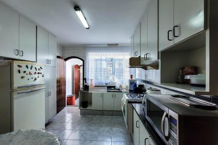 Casa para alugar com 240m², 3 quartos e 1 vagaCozinha