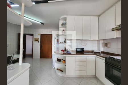 Apartamento à venda com 170m², 3 quartos e 2 vagasCozinha