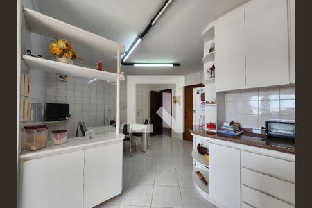 Apartamento à venda com 170m², 3 quartos e 2 vagasCozinha