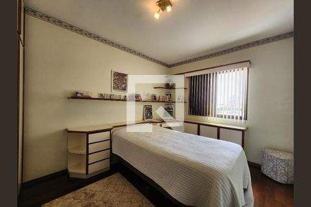 Apartamento à venda com 170m², 3 quartos e 2 vagasQuarto 1