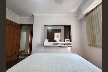 Apartamento à venda com 170m², 3 quartos e 2 vagasQuarto 2