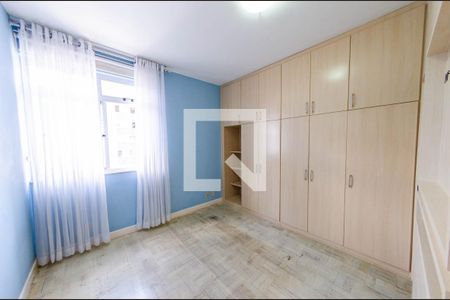 Apartamento para alugar com 136m², 4 quartos e 2 vagas Apartamento para alugar com 136m², 4 quartos e 2 vagasSuíte