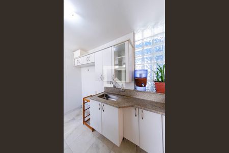 Apartamento para alugar com 136m², 4 quartos e 2 vagas Apartamento para alugar com 136m², 4 quartos e 2 vagasCozinha