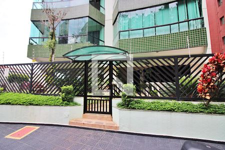 Apartamento à venda com 100m², 3 quartos e 3 vagasFachada