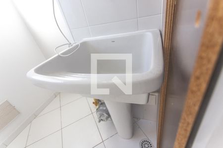 Apartamento para alugar com 65m², 2 quartos e 1 vagaÁrea de serviço
