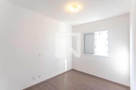 Apartamento para alugar com 65m², 2 quartos e 1 vagaSuíte