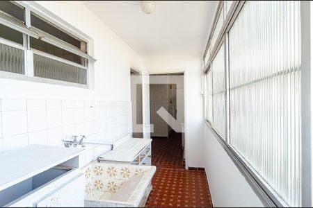 Apartamento para alugar com 98m², 3 quartos e 1 vaga Apartamento para alugar com 98m², 3 quartos e 1 vagaLavanderia