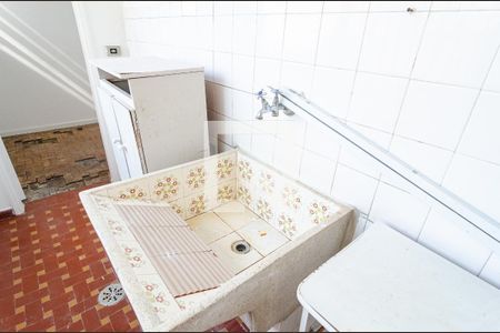 Apartamento para alugar com 98m², 3 quartos e 1 vaga Apartamento para alugar com 98m², 3 quartos e 1 vagaLavanderia