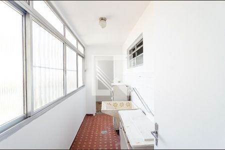 Apartamento para alugar com 98m², 3 quartos e 1 vaga Apartamento para alugar com 98m², 3 quartos e 1 vagaLavanderia
