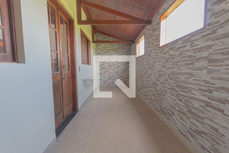 Casa à venda com 110m², 3 quartos e 4 vagascorredor