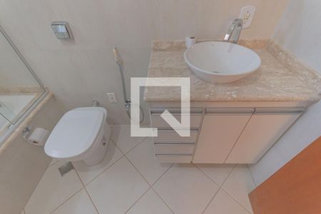 Casa à venda com 110m², 3 quartos e 4 vagasbanheiro 1