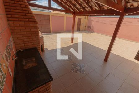 Casa à venda com 110m², 3 quartos e 4 vagasÁrea comum - Churrasqueira