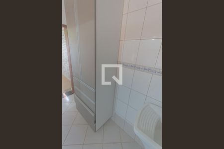 Casa à venda com 110m², 3 quartos e 4 vagasÁrea de Serviço