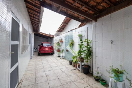 Casa para alugar com 110m², 2 quartos e 4 vagas Casa para alugar com 110m², 2 quartos e 4 vagasGaragem/quintal