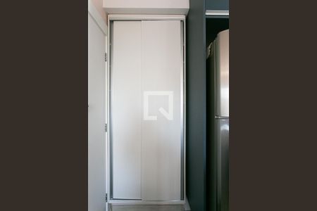 Apartamento à venda com 41m², 2 quartos e 1 vagaArmário do Corredor