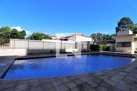 Apartamento para alugar com 72m², 3 quartos e 2 vagasÁrea comum - Piscina