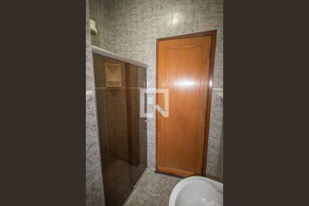 Casa para alugar com 270m², 4 quartos e 2 vagasBanheiro Social