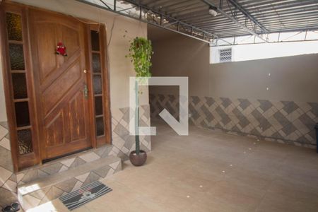 Casa para alugar com 270m², 4 quartos e 2 vagasQuintal/Garagem