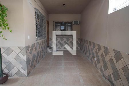 Casa para alugar com 270m², 4 quartos e 2 vagasQuintal/Garagem