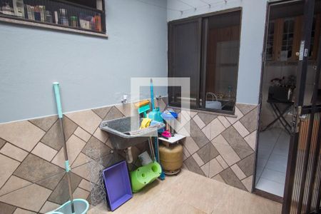 Casa para alugar com 270m², 4 quartos e 2 vagasÁrea de Serviço