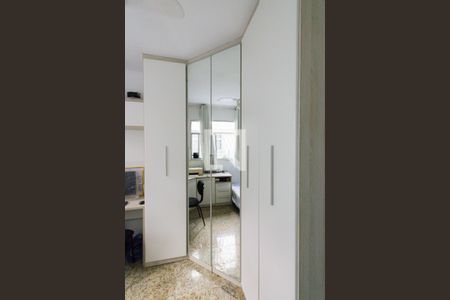 Apartamento à venda com 63m², 2 quartos e 1 vagaQuarto 2