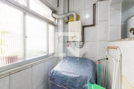 Apartamento à venda com 63m², 2 quartos e 1 vagaÁrea de Serviço