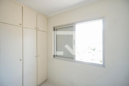 Apartamento à venda com 85m², 3 quartos e 2 vagasQuarto 02