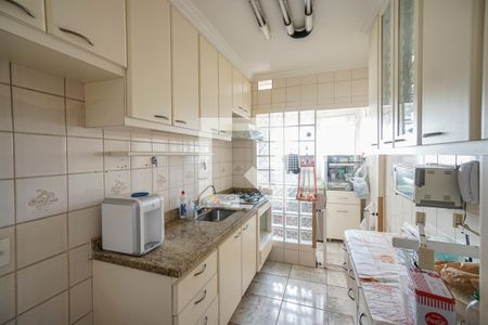 Apartamento à venda com 85m², 3 quartos e 2 vagasCozinha