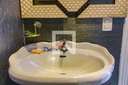 lavabo de apartamento para alugar com 3 quartos, 160m² em Barra Funda, Guarujá
