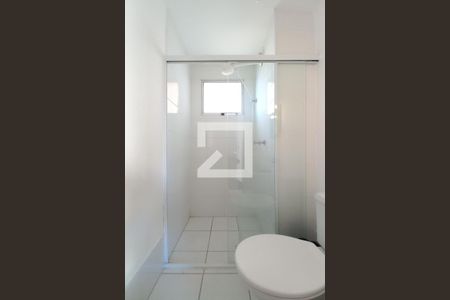 Banheiro de apartamento à venda com 2 quartos, 58m² em Parque Fazendinha, Campinas