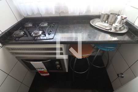 Apartamento à venda com 60m², 2 quartos e 2 vagasCozinha 