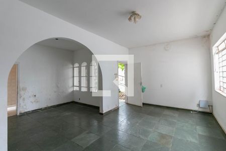 Sala de casa à venda com 5 quartos, 300m² em Vila Paris, Belo Horizonte