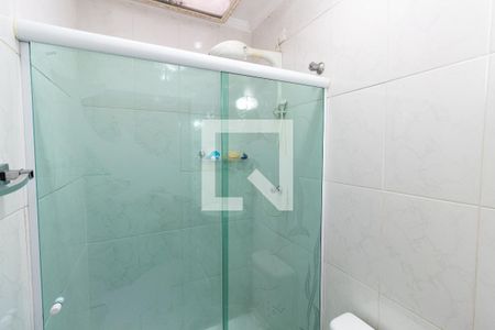 Casa à venda com 220m², 3 quartos e 6 vagasBanheiro da Suíte 1